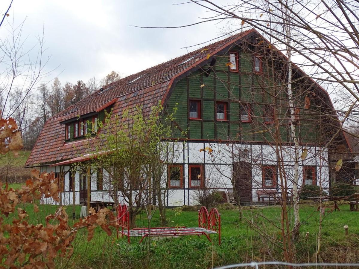 Austeria Staniszów *