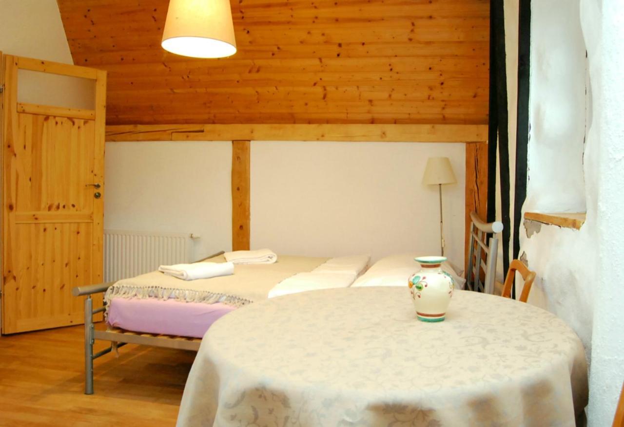 Austeria Staniszow Farm stay *