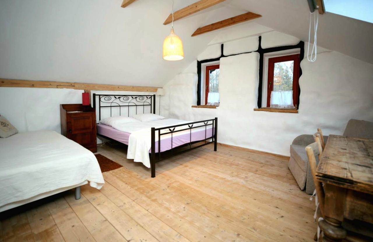 Austeria Staniszow Farm stay